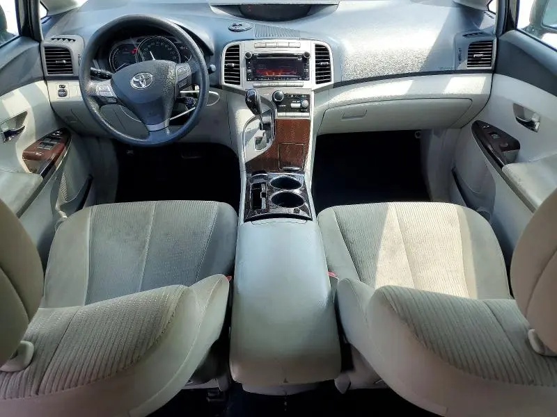 2012 TOYOTA VENZA LE  