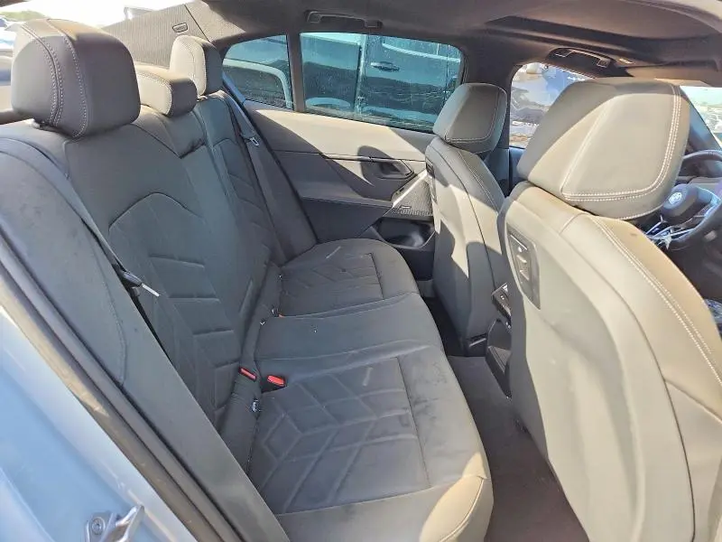 2024 BMW 540 XI  