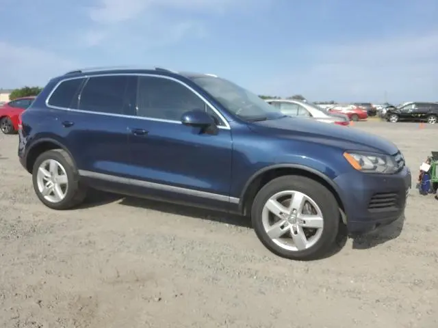 2014 VOLKSWAGEN TOUAREG V6 TDI  