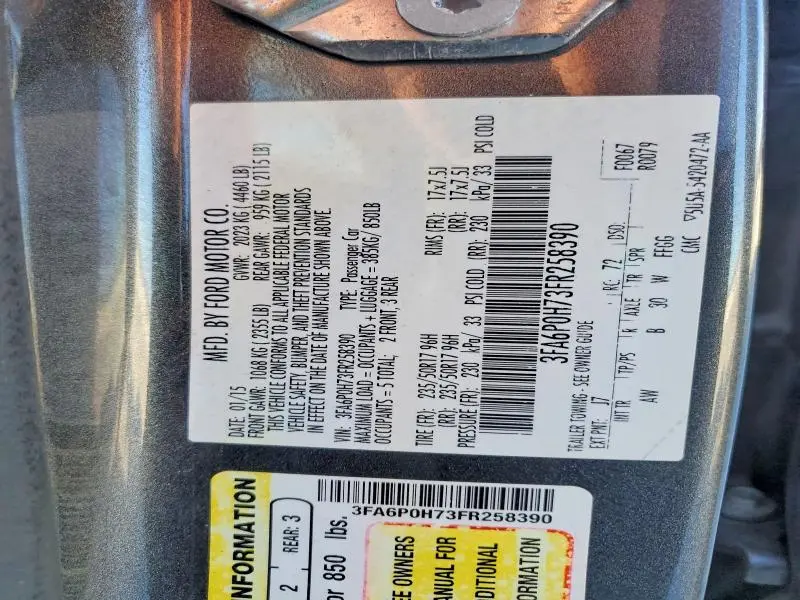 2015 FORD FUSION SE  