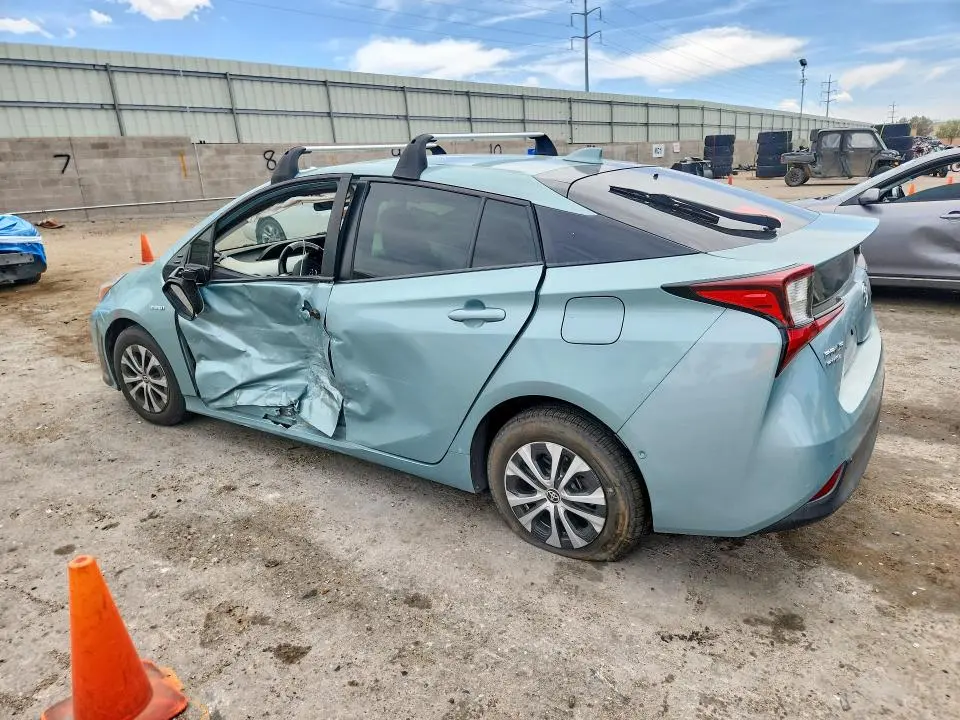 2020 TOYOTA PRIUS LE AWD-E  