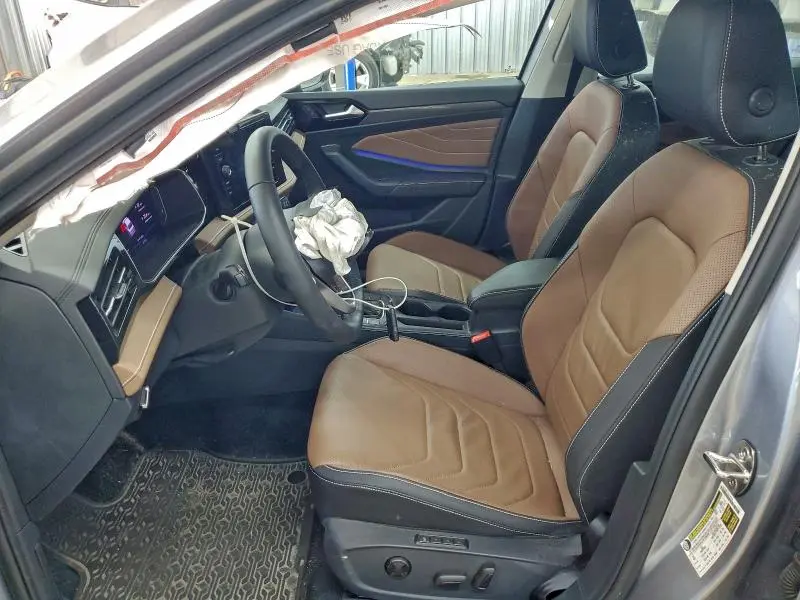 2025 VOLKSWAGEN JETTA SEL  