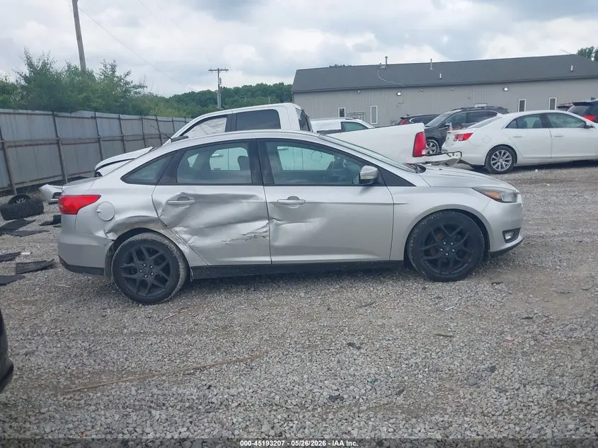 2016 FORD FOCUS SE