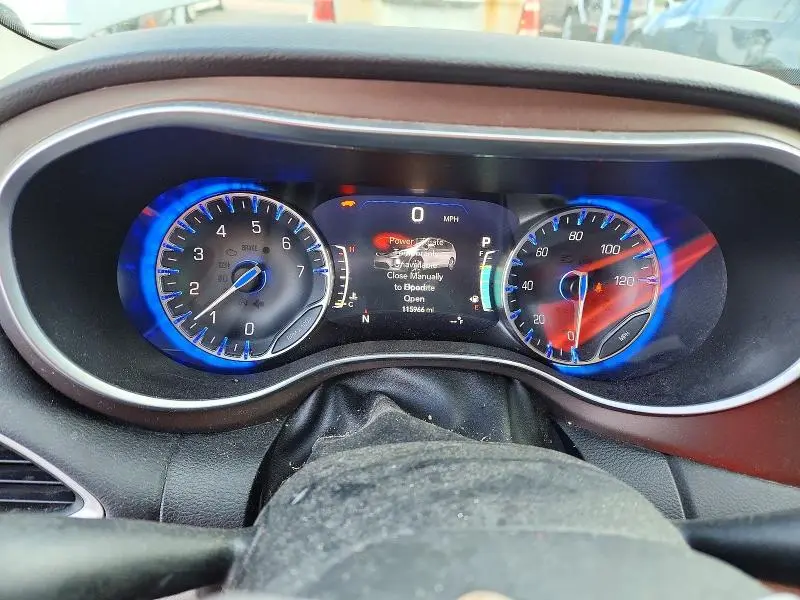 2017 CHRYSLER PACIFICA TOURING L PLUS  