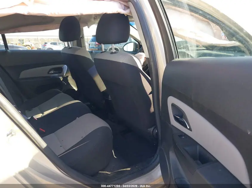 2012 CHEVROLET CRUZE LS