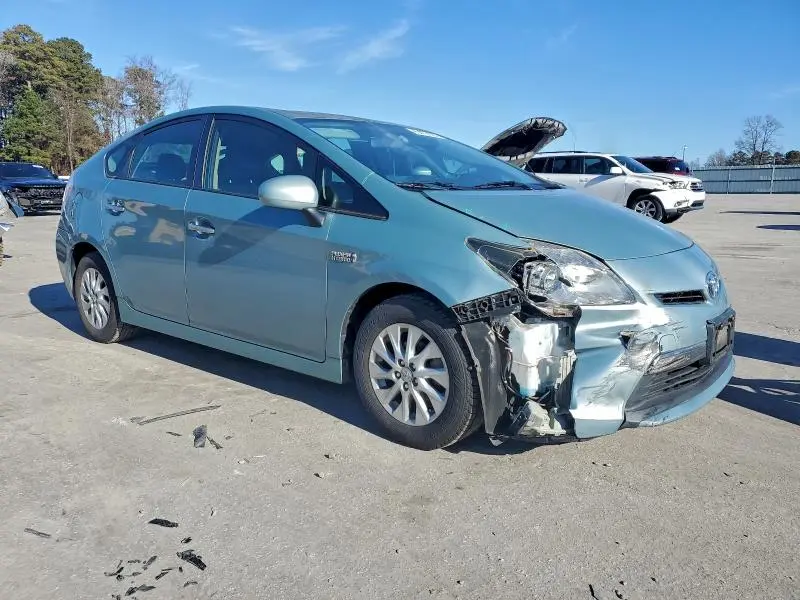 2012 TOYOTA PRIUS PLUG-IN   