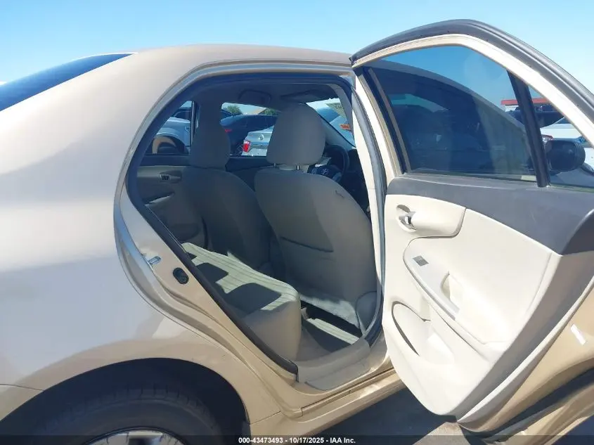 2012 TOYOTA COROLLA LE