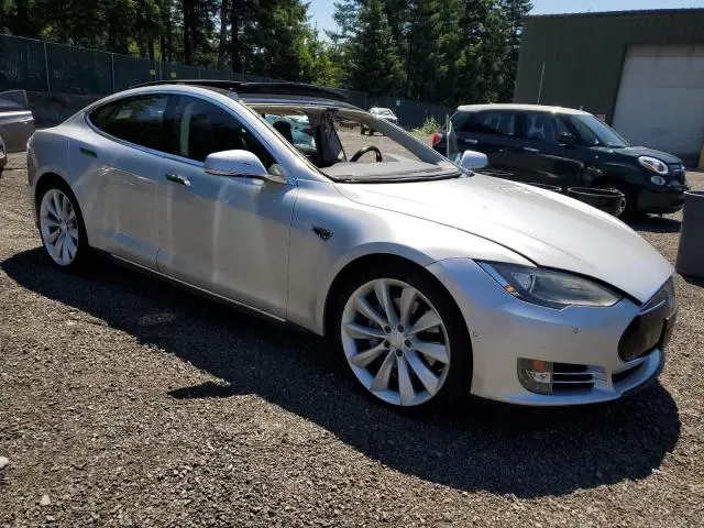 2014 TESLA MODEL S   