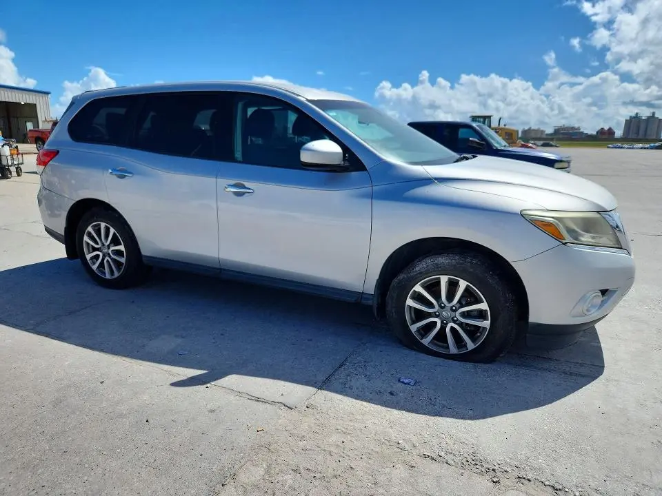 2013 NISSAN PATHFINDER S  
