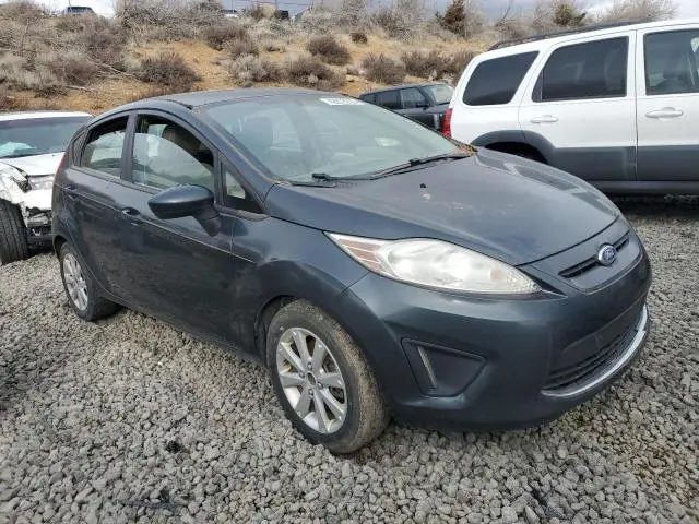 2011 FORD FIESTA SE  