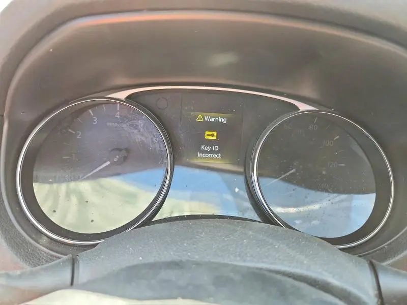 2016 NISSAN ROGUE SV  