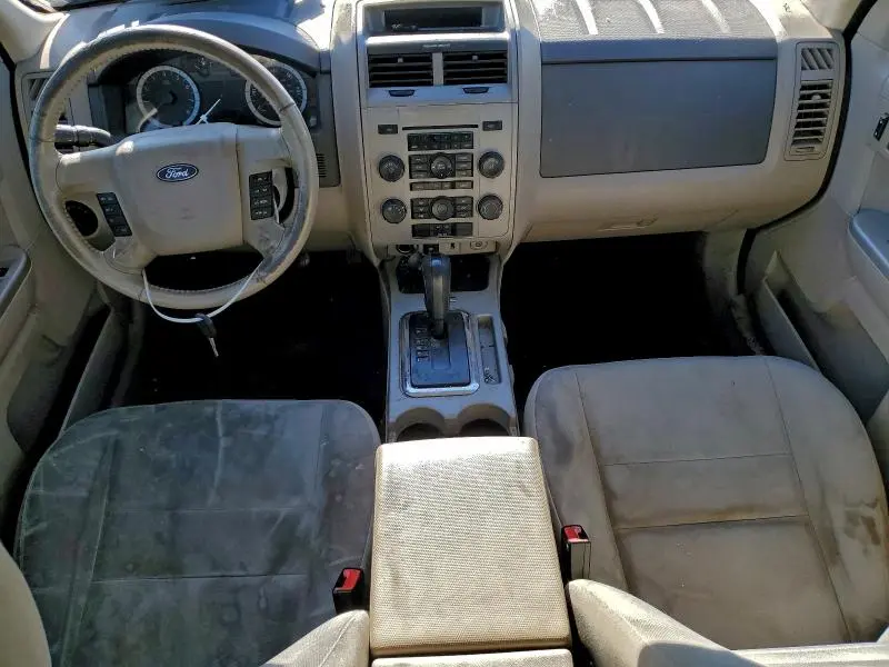 2011 FORD ESCAPE XLT  