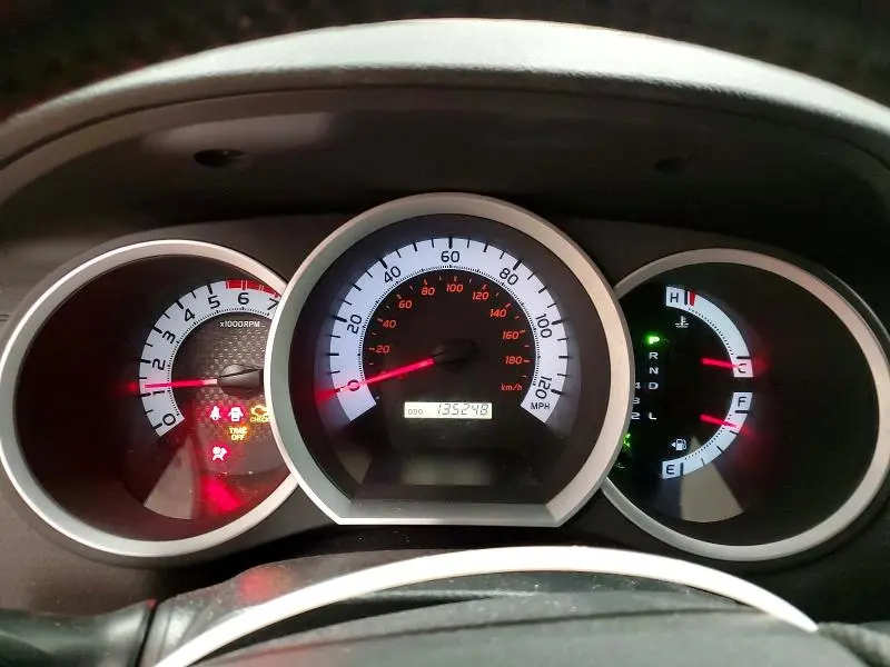 2014 TOYOTA TACOMA V6  