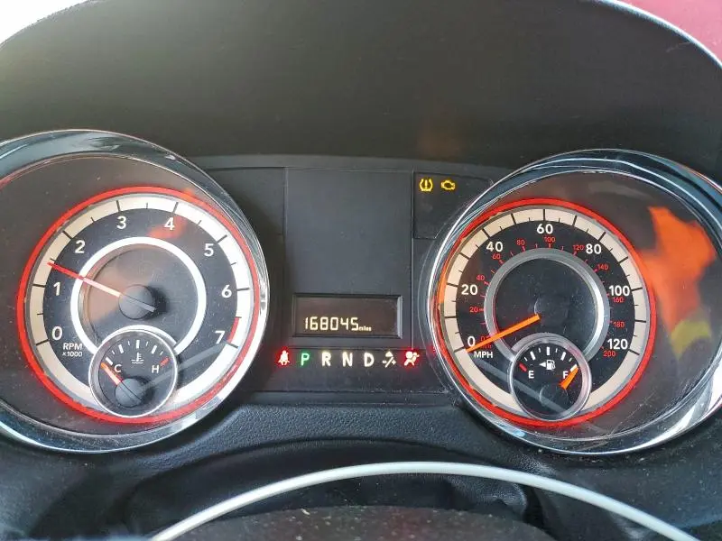 2014 DODGE GRAND CARAVAN SE  