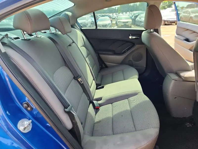 2014 KIA FORTE LX  