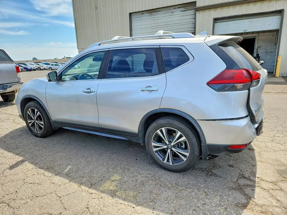 2019 NISSAN ROGUE SV  