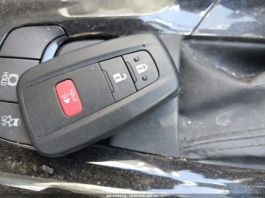 2021 TOYOTA C-HR LIMITED