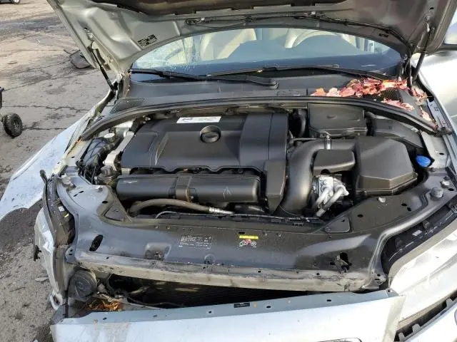 2012 VOLVO XC70 3.2  
