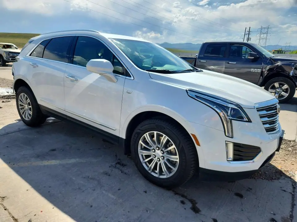 2019 CADILLAC XT5 LUXURY  
