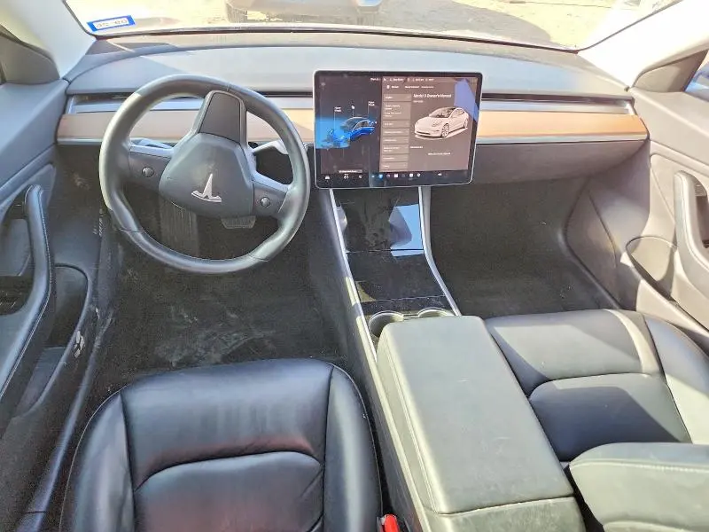 2018 TESLA MODEL 3   