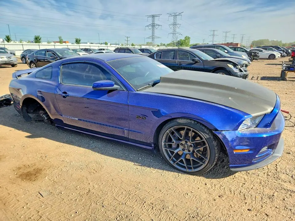 2013 FORD MUSTANG GT  