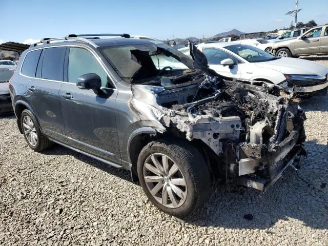 2017 VOLVO XC90 T6