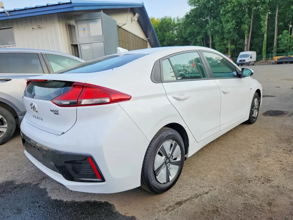 2017 HYUNDAI IONIQ BLUE  