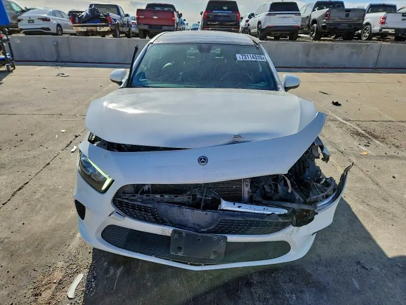 2019 MERCEDES-BENZ A 220 4MATIC  