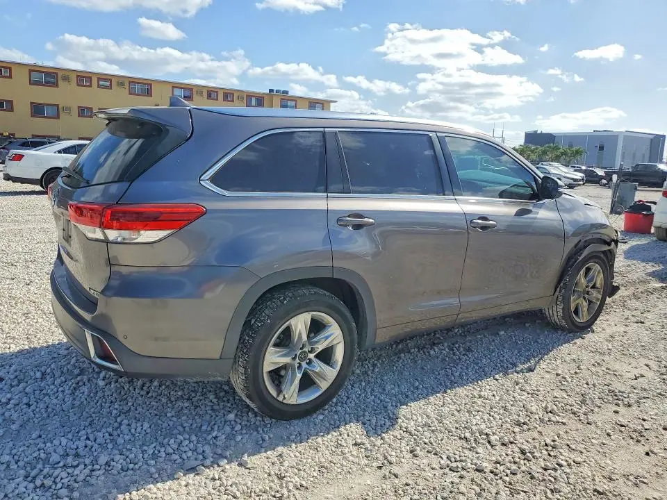 2018 TOYOTA HIGHLANDER LIMITED  