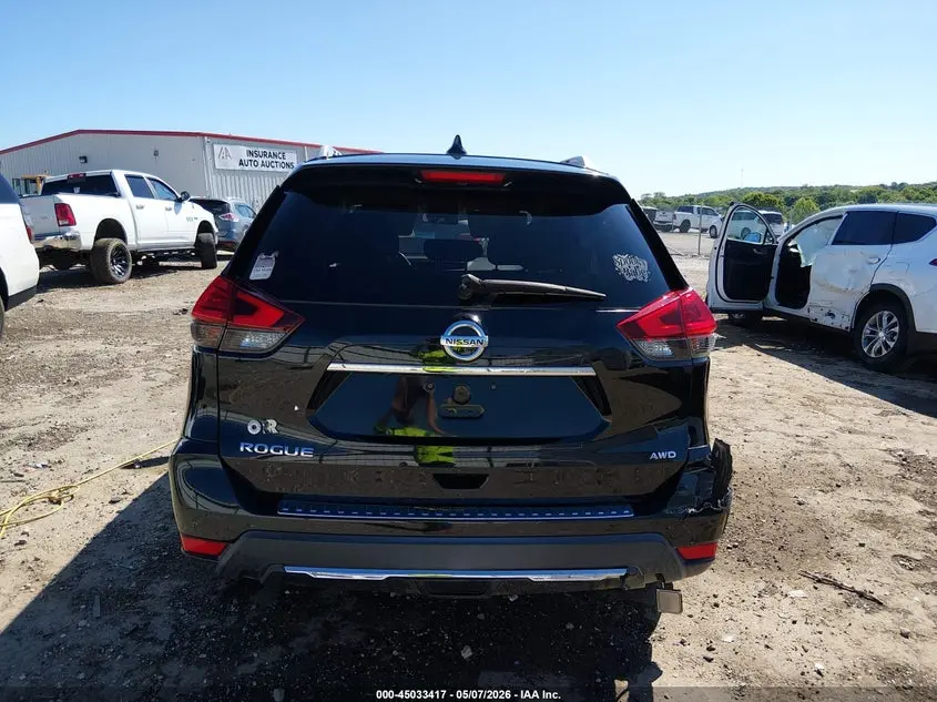 2018 NISSAN ROGUE SV
