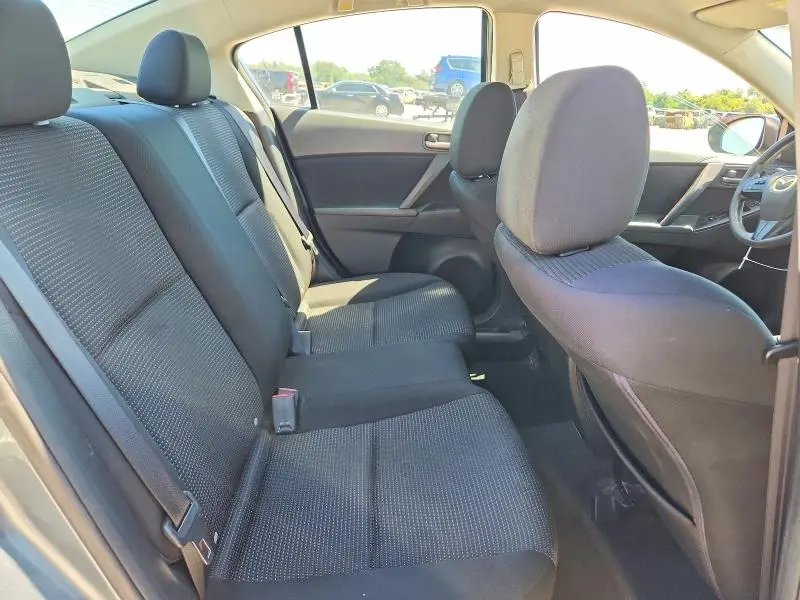 2012 MAZDA 3 I  