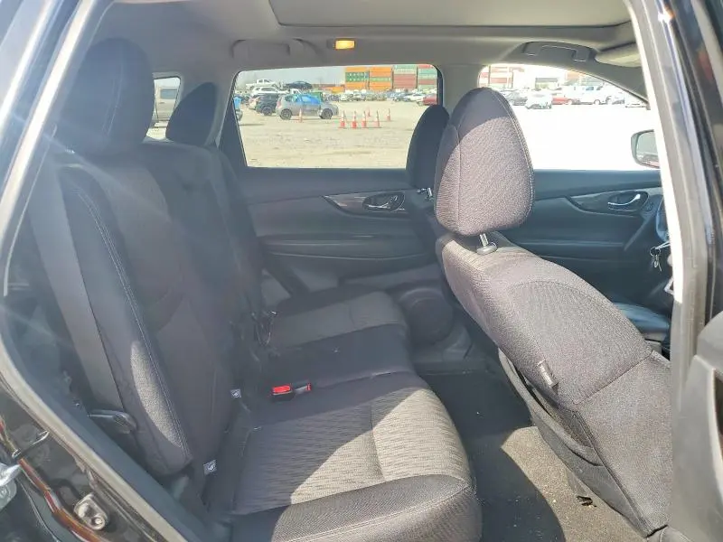 2019 NISSAN ROGUE S  