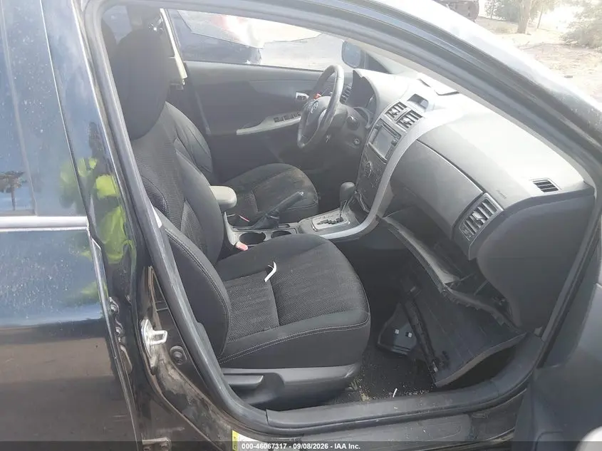 2013 TOYOTA COROLLA S