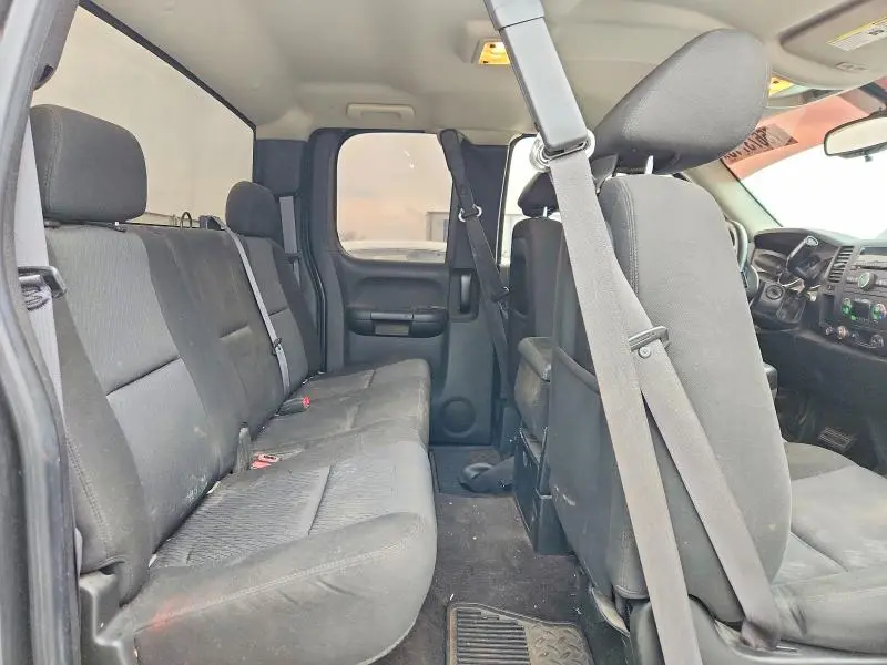 2011 CHEVROLET SILVERADO C1500 LT  