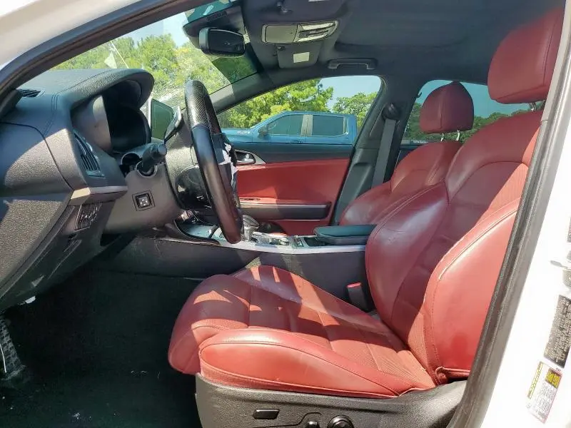 2019 KIA STINGER GT2  