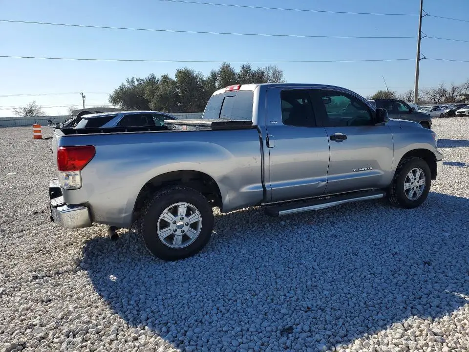 2011 TOYOTA TUNDRA   
