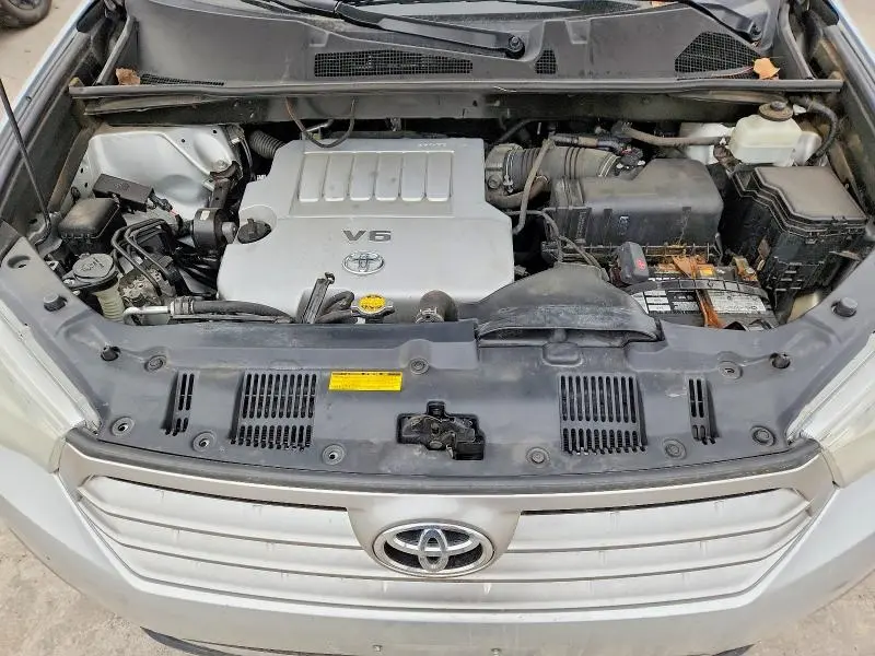 2013 TOYOTA HIGHLANDER LIMITED  