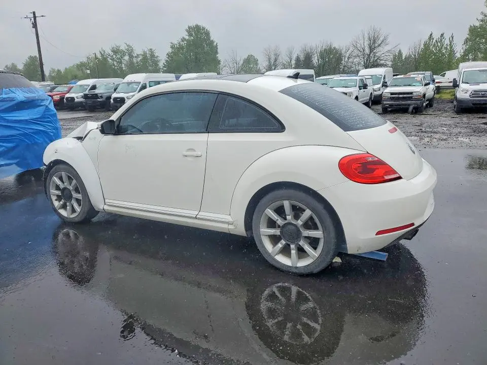 2013 VOLKSWAGEN BEETLE   
