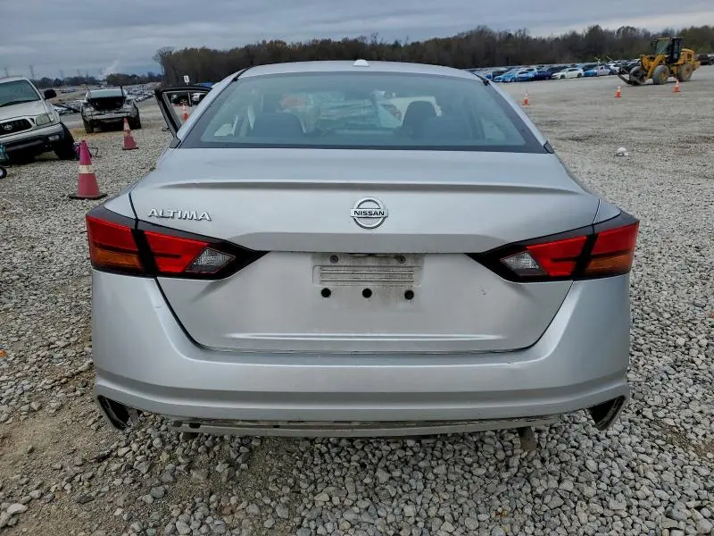 2020 NISSAN ALTIMA S  