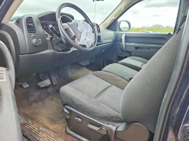 2010 CHEVROLET SILVERADO C1500 LT  