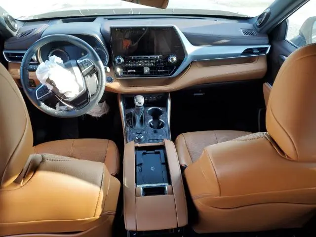 2022 TOYOTA HIGHLANDER PLATINUM  