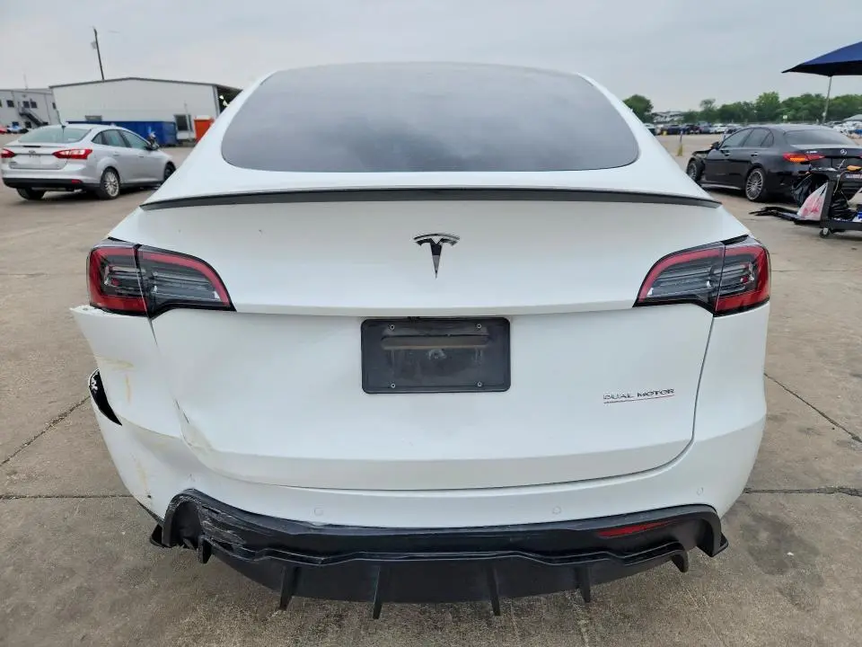 2022 TESLA MODEL Y   