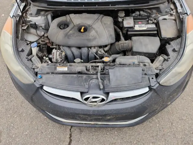 2011 HYUNDAI ELANTRA GLS  