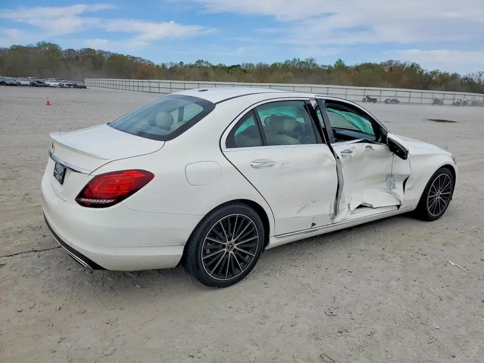 2019 MERCEDES-BENZ C 300  