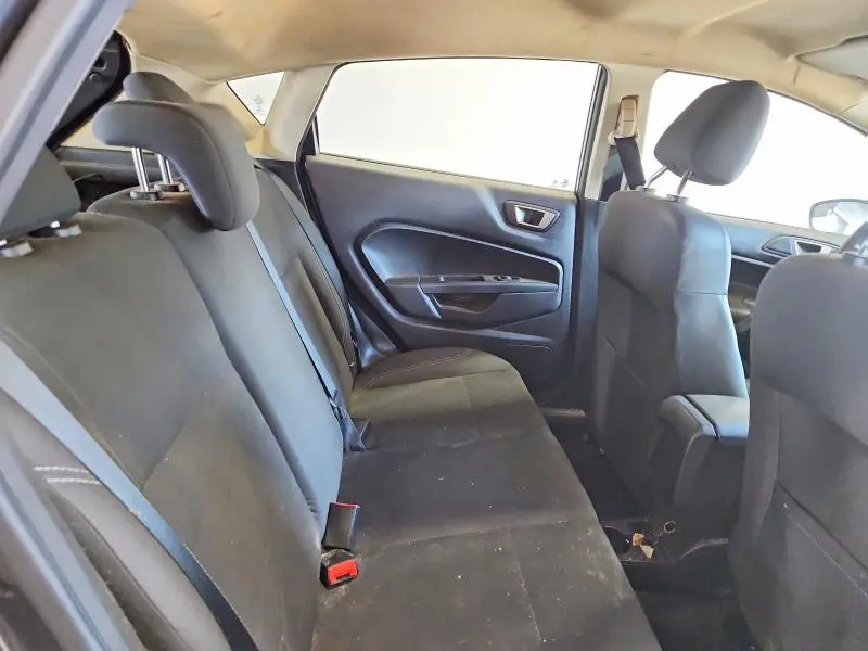 2016 FORD FIESTA SE  