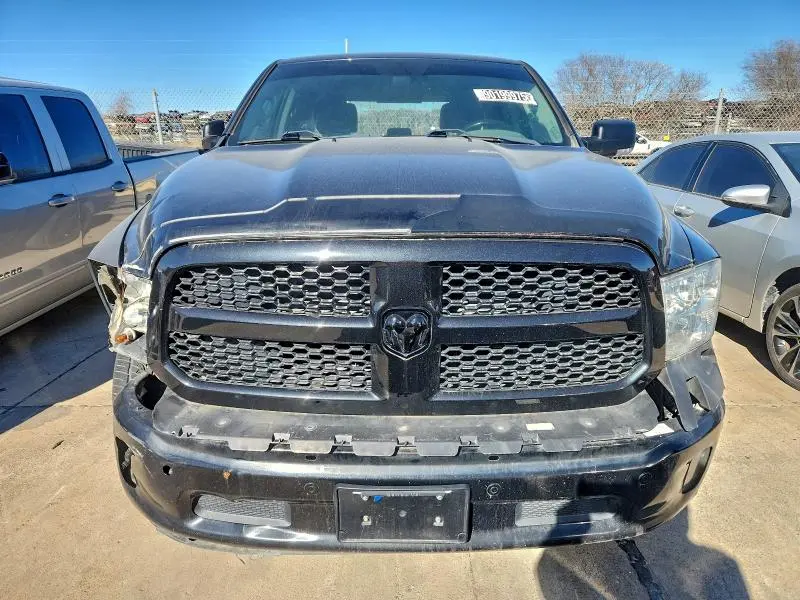 2018 RAM 1500 SLT  