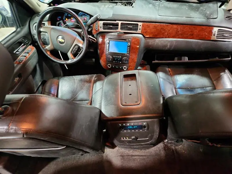 2011 CHEVROLET SUBURBAN K1500 LTZ  