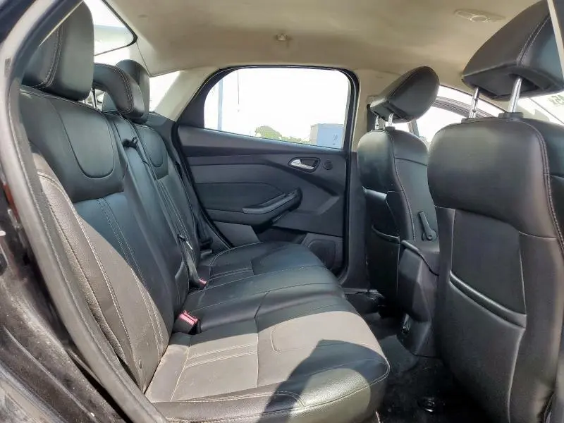 2014 FORD FOCUS TITANIUM  