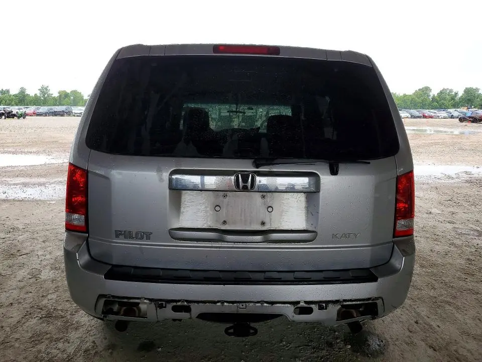 2011 HONDA PILOT LX  