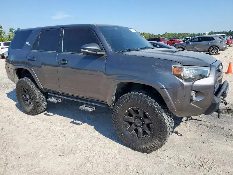 2020 TOYOTA 4RUNNER SR5/SR5 PREMIUM  